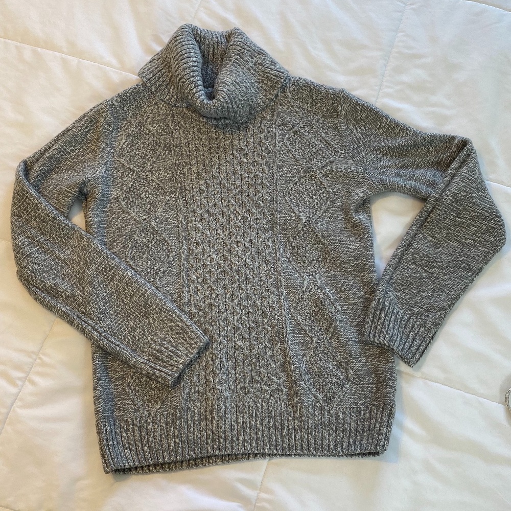 4/12$ or 3/$9Faded Glory Gray Turtleneck